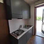 Monolocale Con Piscina E Terrazzo