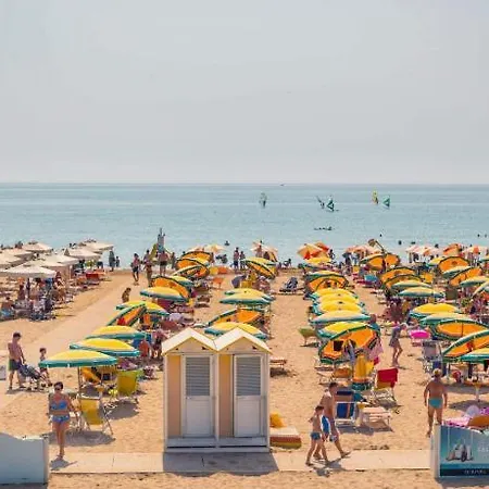 Monolocale Con Piscina E Terrazzo