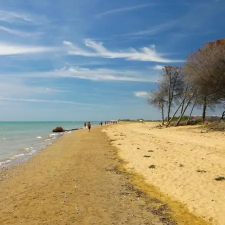 Monolocale Con Piscina E Terrazzo *