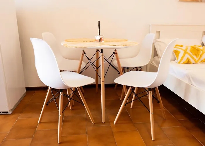 Monolocale Con Piscina E Terrazzo アパート